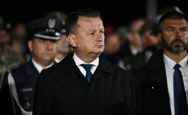Szef MON Mariusz Błaszczak / autor: PAP/Marcin Gadomski