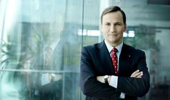 Sikorski: Polska gotowa uruchomić mały ruch graniczny z Rosją 1 maja