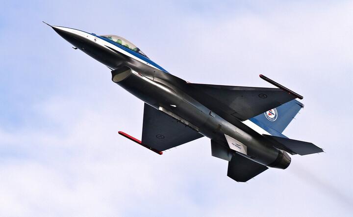 F 16 / autor: Pixabay