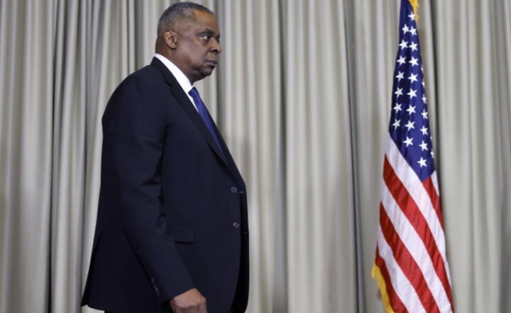 Szef Pentagonu Lloyd Austin na spotkaniu w Ramstein / autor: PAP/EPA/RONALD WITTEK