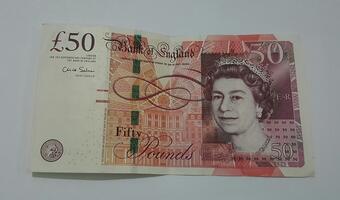 Brexit straszy, frank drożeje, funt dołuje