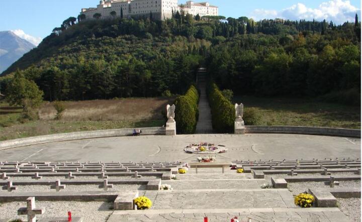 Monte  Cassino / autor: Fratria