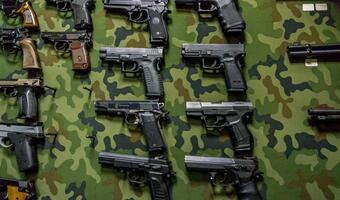 Broń palna: Nowy Jork zaostrzy kontrolę