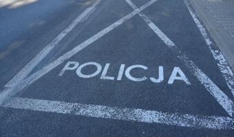 Atak nożownika na policjanta na warszawskich Bielanach!