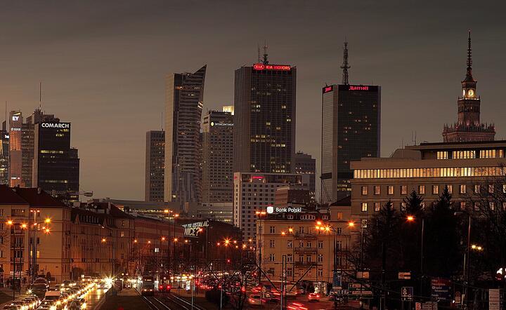 Dzika reprywatyzacja, wyłudzenia. PK: prokurator nie podjęła działań