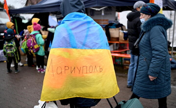  Uchodźcy z Ukrainy przy polsko-ukraińskim przejściu granicznym w Medyce, 1 bm. Spada liczba osób, które w związku z działaniami wojennymi Rosji w Ukrainie uciekają do Polski / autor: PAP/Darek Delmanowicz