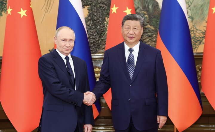 Chiny: Władimir Putin i  Xi Jinping / autor: PAP
