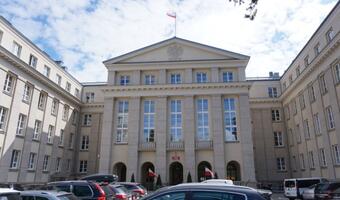 Banaś kontratakuje. NIK opublikuje raporty o GetBacku i KAS