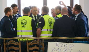 Prezydent spotkał się z rolnikami. Od 10 dni trwa strajk