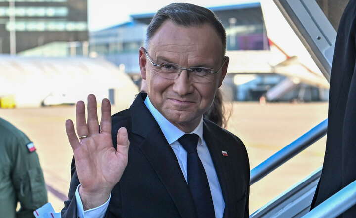 Prezydent Andrzej Duda przed wylotem do Waszyngtonu / autor: PAP/Radek Pietruszka