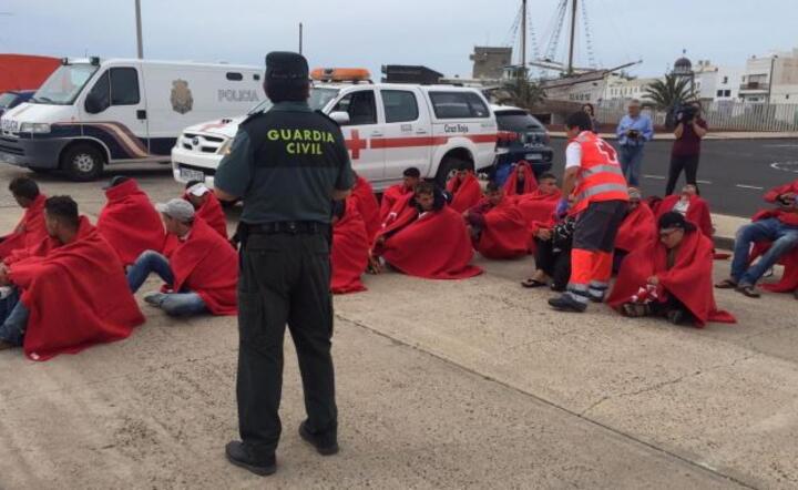 Migranci w Hiszpanii / autor: PAP/EPA/Spanish Civil Guard / HANDOUT