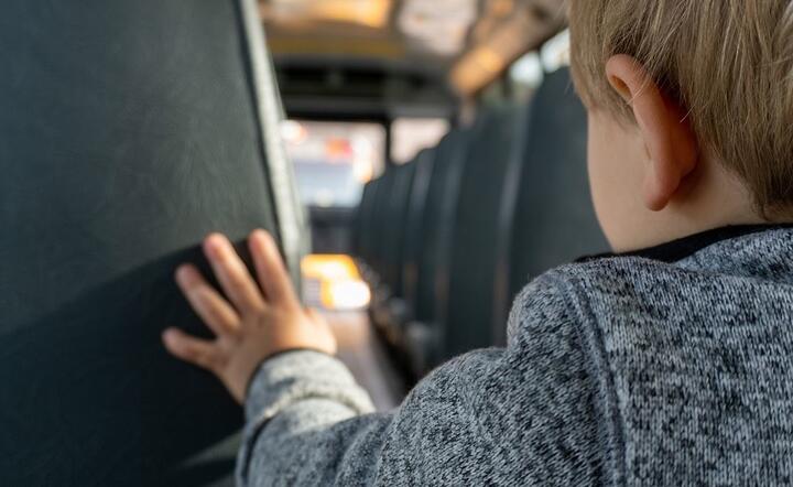 Uczniowie z wiejskich gmin w elektrycznych autobusach