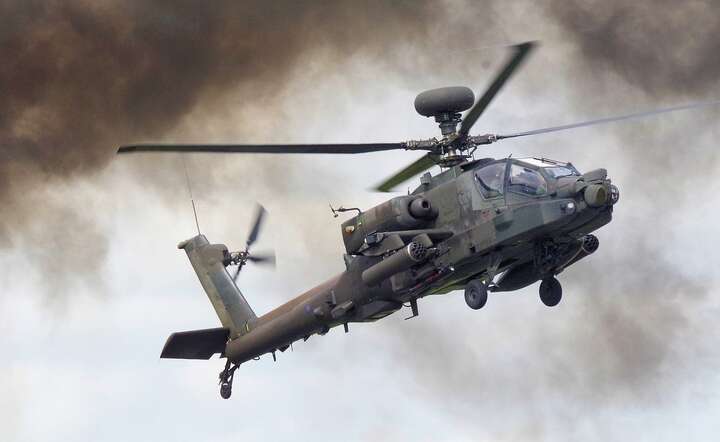 Śmigłowiec szturmowy AH-64 Apache, produkcji amerykańskiego koncernu Boeing / autor: Pixabay
