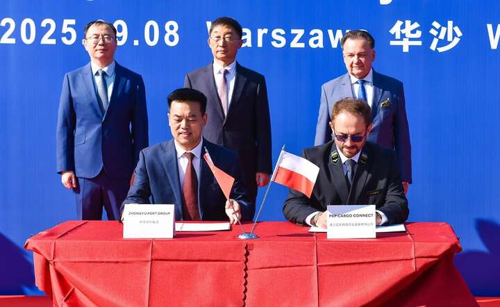 Uroczyste odprawienie składu do Chin w Warszawie z udziałem przedstawicieli Zhongyu International Port Group / autor: materiały prasowe PKP Cargo