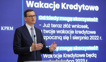 Morawiecki: banki muszą stosować obowiązujące regulacje