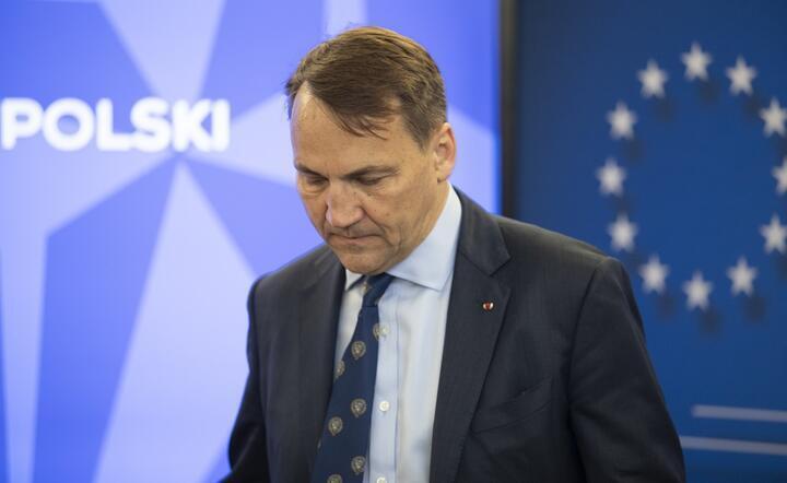800 tys. Sikorskiego? Karczewski ma propozycję dla europosła