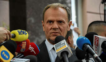CPK? Donald Tusk o debacie: "Bez sensu"
