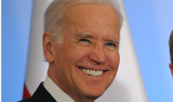 Biden w "rekordowym tempie" walczy z sukcesami Trumpa!