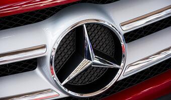Samochody zużywają o ponad 50 proc. więcej paliwa niż deklarują to producenci. Mercedes w czołówce