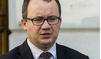 A. Bodnar chce przywracać ukaranych lekarzy do zawodu. NRL wskazuje, że chodzi o m.in. gwałciciela czy zabójcę