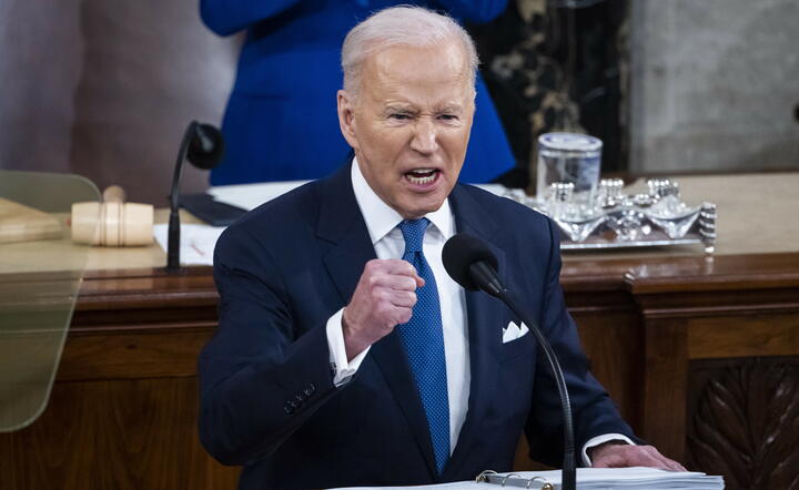 Joe Biden / autor: PAP/EPA/JIM LO SCALZO / POOL