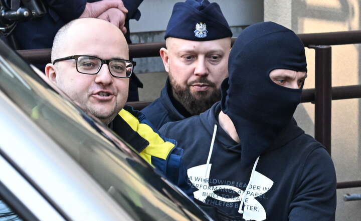 Poseł PiS Dariusz Matecki doprowadzany na posiedzenie aresztowe w Sądzie Rejonowym dla Warszawy-Mokotowa / autor: PAP/Radek Pietruszka