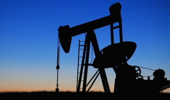 Sektor energetyczny na prowadzeniu, metale słabną