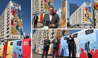Symboliczny mural o Bitwie Warszawskiej w centrum Warszawy [GALERIA]