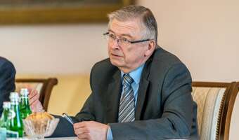 Siewiera: Rosja podważa instytucje państwa polskiego