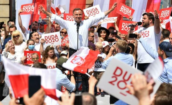 Prezydent: szerokopasmowy internet w całej Polsce do 2025