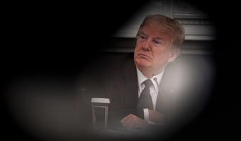Świat pyta o szczepionkę Moderny i trumpowe antidotum