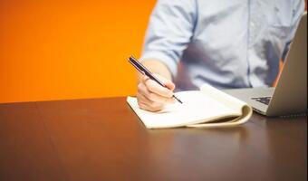 Ani w szkole ani w pracy.  750 tys. młodych Polaków bez zajęcia
