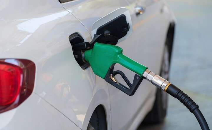 W ostatnich dniach diesel podrożał o 14 gr na litrze i to dopiero początek / autor: Pixabay