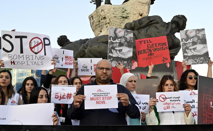 Protest "Lekarzy bez granic" / autor: EPA/PAP