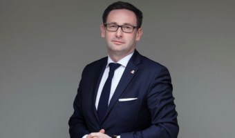 Obajtek: Rozwiązujemy umowy z 9 stacjami zawyżającymi ceny