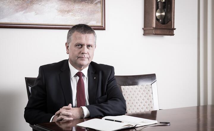 Zachować tożsamość, dać bezpieczeństwo