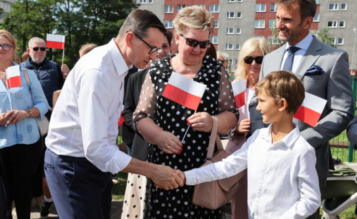 Premier: program Lokalna Półka to wsparcie polskiej gospodarki i producentów