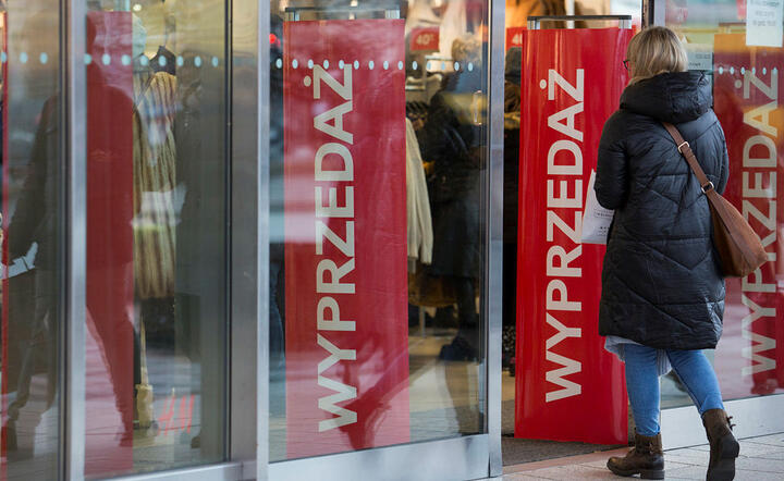 wyprzedaż / autor: Fratria
