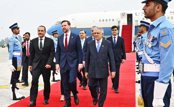 Delegacje USA i Iran zaczęły rozmowy! Przez pośrednika