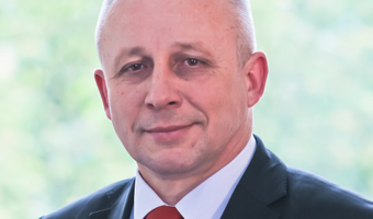 Banki albo się zmienią, albo znikną...