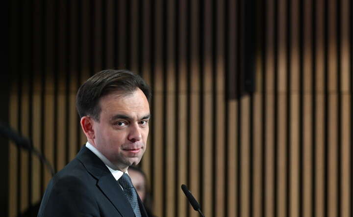  Minister finasów Andrzej Domański podczas konferencji prasowej na zakończenie ECOFIN / autor: PAP/Radek Pietruszka