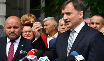 Ziobro: udało nam się obronić wolność Polaków do posiadania gotówki