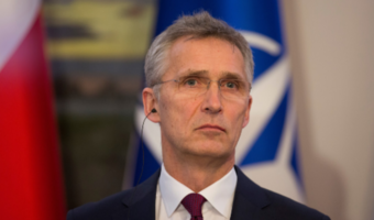 NATO: Jens Stoltenberg zostaje na dłużej
