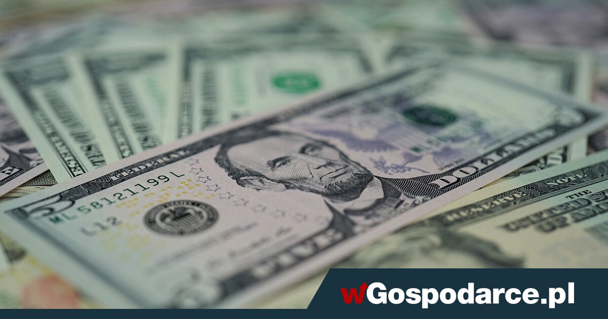 Złoto potaniało, a dolar?