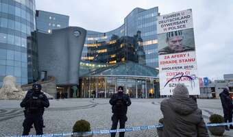 Rząd zasila TVP dużymi pieniędzmi
