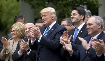 Pierwsze zwycięstwo Trumpa w batalii o zniesienie Obamacare