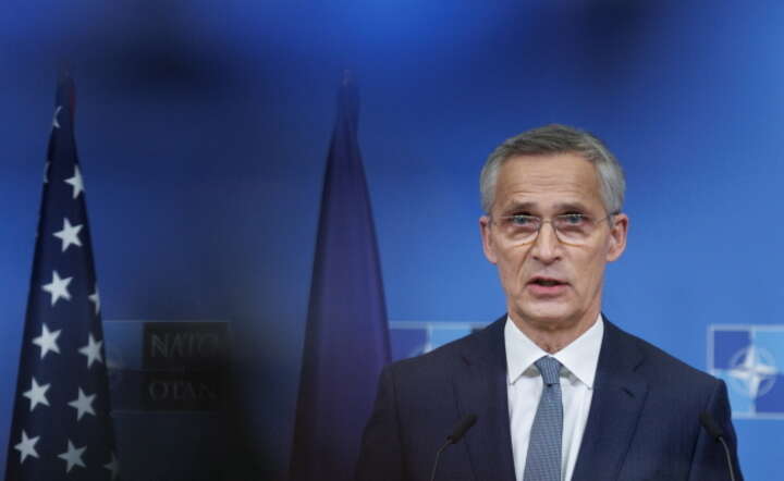 Sekretarz generalny NATO Jens Stoltenberg / autor: PAP/EPA/OLIVIER MATTHYS 