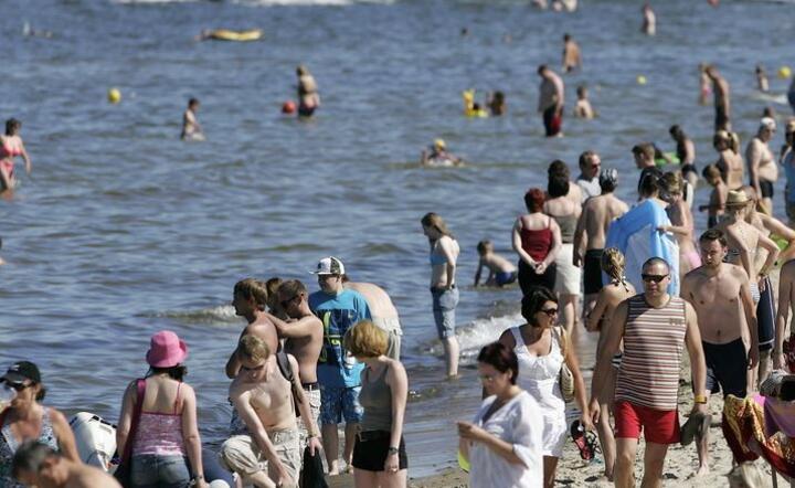 Tłumy na plaży  / autor: rmf24.pl
