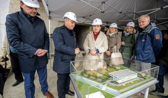Nawet Schetyna uderza w prezydent Warszawy
