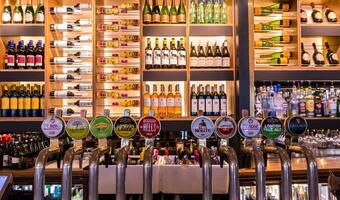 Puby, bary, kluby z ulgami w opłatach za alkohol